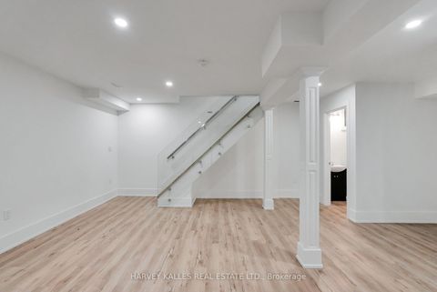 Photo 43 at 253 Albany Avenue, Annex, Toronto