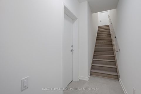 Photo 4 at 154 Robina Avenue, Oakwood Village, Toronto