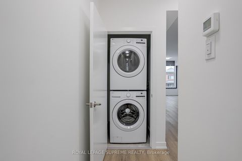 Photo 15 at 154 Robina Avenue, Oakwood Village, Toronto