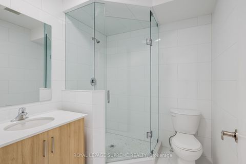 Photo 25 at 154 Robina Avenue, Oakwood Village, Toronto