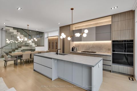 Photo 9 at 52 Elmsthorpe Avenue, Forest Hill South, Toronto