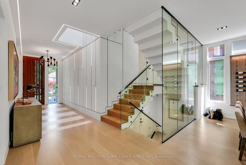 Photo 13 at 52 Elmsthorpe Avenue, Forest Hill South, Toronto