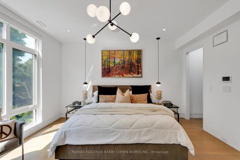 Photo 18 at 52 Elmsthorpe Avenue, Forest Hill South, Toronto