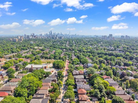 Photo 39 at 52 Elmsthorpe Avenue, Forest Hill South, Toronto