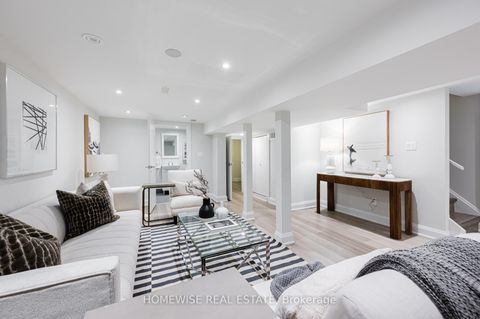 Photo 28 at 17 Earnscliffe Road, Oakwood Village, Toronto