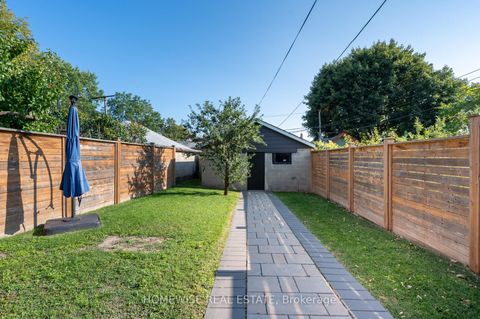 Photo 36 at 17 Earnscliffe Road, Oakwood Village, Toronto