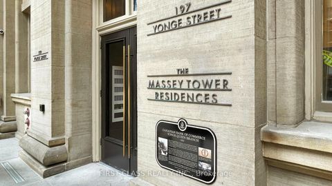 Photo 2 at 5702 - 197 Yonge Street, Yonge Corridor, Toronto