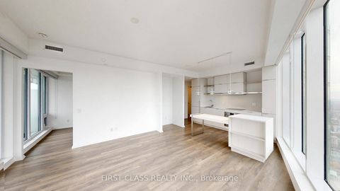 Photo 10 at 5702 - 197 Yonge Street, Yonge Corridor, Toronto