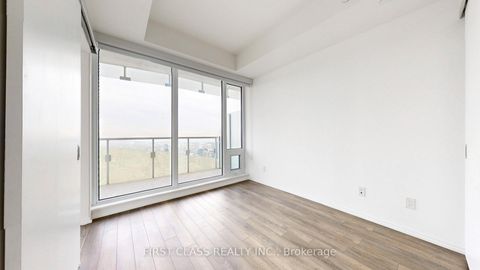 Photo 19 at 5702 - 197 Yonge Street, Yonge Corridor, Toronto