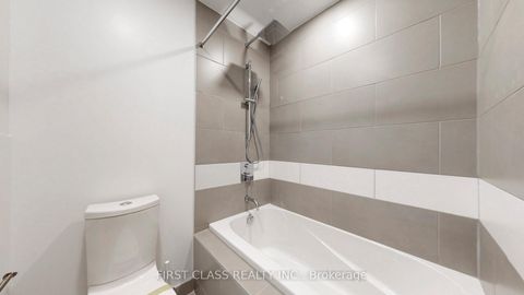 Photo 26 at 5702 - 197 Yonge Street, Yonge Corridor, Toronto