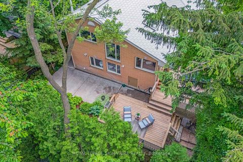 Photo 31 at 16 Revcoe Drive, Newtonbrook East, Toronto