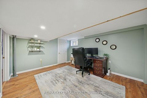 Photo 33 at 172 Allanford Road, Sullivan, Toronto