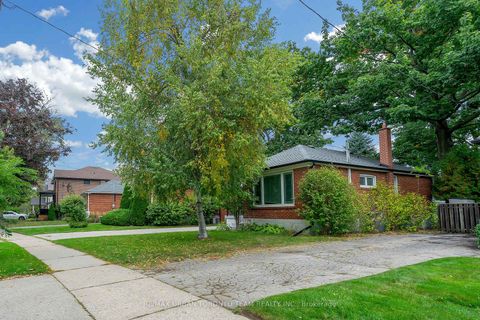 Photo 36 at 25 Westhead Road, Alderwood, Toronto