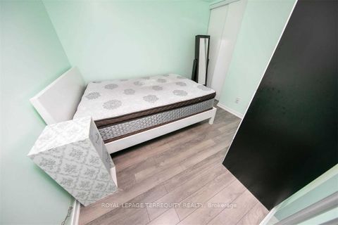 Photo 12 at 808 - 20 Joe Shuster Way, South Parkdale, Toronto