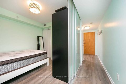 Photo 13 at 808 - 20 Joe Shuster Way, South Parkdale, Toronto