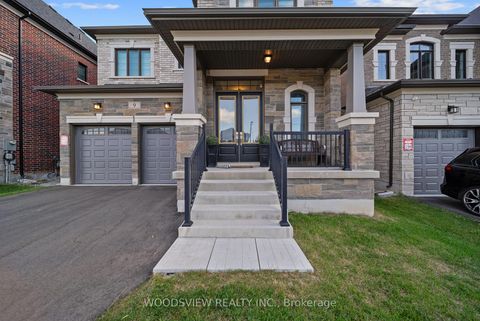 Photo 5 at 9 Ballantyne Boulevard, Vellore Village, Vaughan