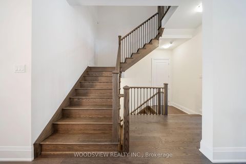 Photo 11 at 9 Ballantyne Boulevard, Vellore Village, Vaughan