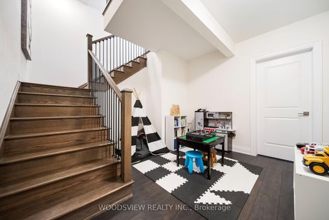 Photo 22 at 9 Ballantyne Boulevard, Vellore Village, Vaughan