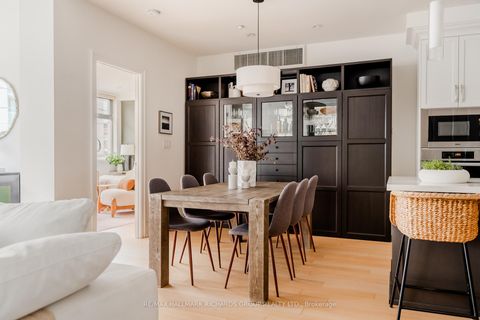 Photo 4 at 202 - 1 Rainsford Road, The Beaches, Toronto