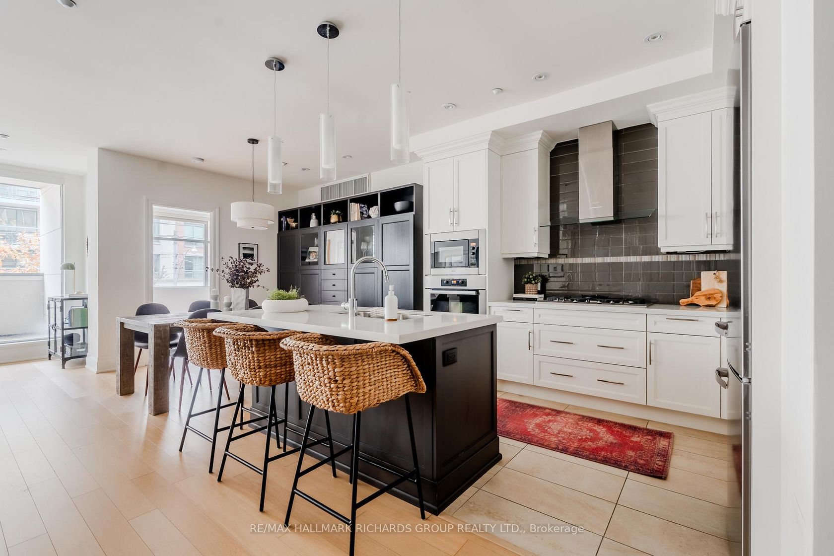 202 - 1 Rainsford Road, The Beaches, Toronto 