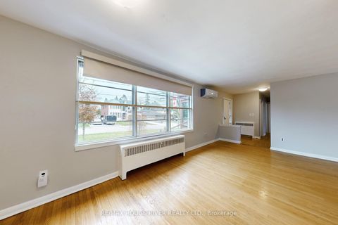 Photo 10 at 50 Dunstall Crescent, West Hill, Toronto
