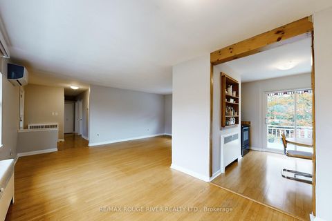 Photo 11 at 50 Dunstall Crescent, West Hill, Toronto