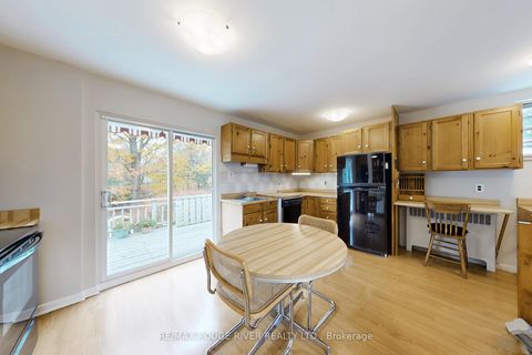 Photo 12 at 50 Dunstall Crescent, West Hill, Toronto