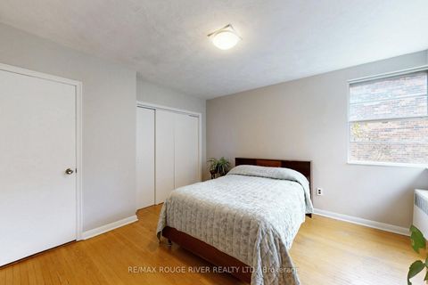 Photo 17 at 50 Dunstall Crescent, West Hill, Toronto