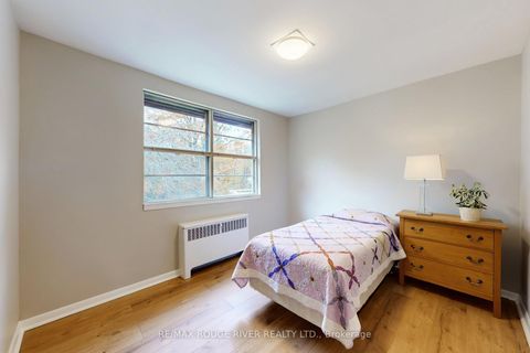 Photo 19 at 50 Dunstall Crescent, West Hill, Toronto