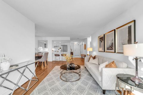 Photo 19 at 408 - 14924 Yonge Street, Aurora Highlands, Aurora