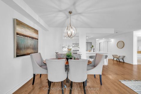 Photo 23 at 408 - 14924 Yonge Street, Aurora Highlands, Aurora