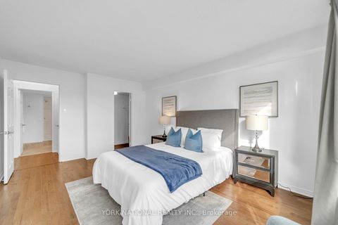 Photo 34 at 408 - 14924 Yonge Street, Aurora Highlands, Aurora