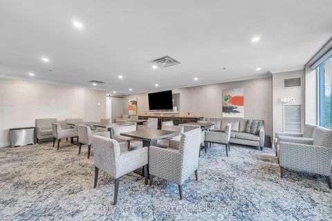 Photo 42 at 408 - 14924 Yonge Street, Aurora Highlands, Aurora