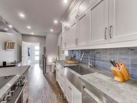 Photo 6 at 29 Cloverdale Road, Pellam Park, Toronto