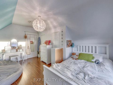 Photo 19 at 29 Cloverdale Road, Pellam Park, Toronto