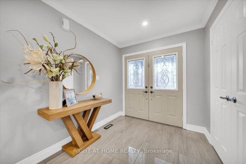 Photo 2 at 139 Monteith Crescent, Maple, Vaughan