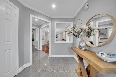 Photo 3 at 139 Monteith Crescent, Maple, Vaughan