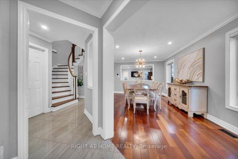 Photo 4 at 139 Monteith Crescent, Maple, Vaughan