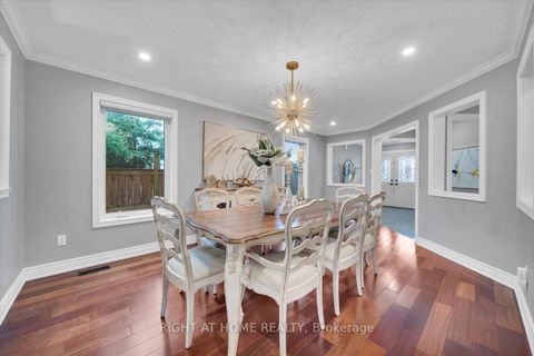 Photo 6 at 139 Monteith Crescent, Maple, Vaughan