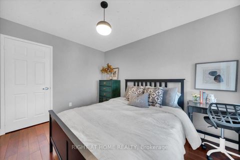 Photo 26 at 139 Monteith Crescent, Maple, Vaughan