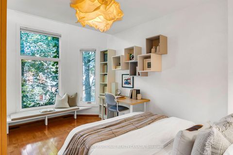 Photo 31 at 435 Ontario Street, Moss Park, Toronto