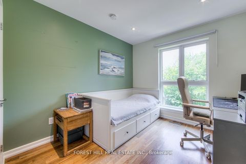 Photo 25 at 7 Maroon Mill Way, Windfields, Toronto
