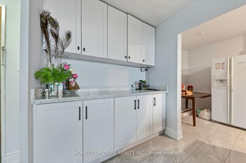 Photo 10 at 705 - 180 Markham Road, Scarborough Village, Toronto