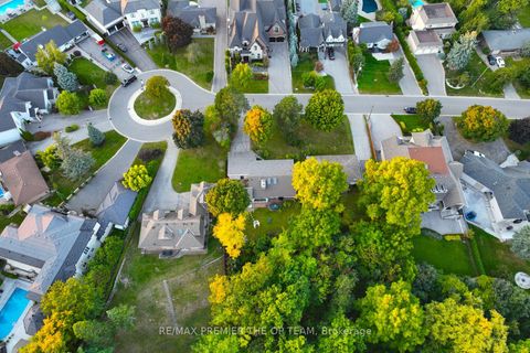 Photo 9 at 175 Davidson Drive, Islington Woods, Vaughan