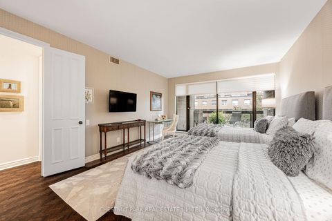 Photo 33 at 406 - 70 Rosehill Avenue, Moore Park, Toronto