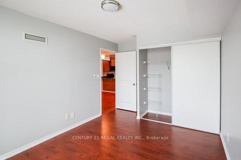 Photo 5 at 3I - 8 Rosebank Drive, Malvern, Toronto