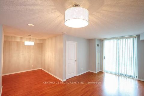 Photo 7 at 3I - 8 Rosebank Drive, Malvern, Toronto