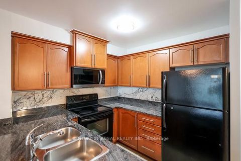 Photo 9 at 3I - 8 Rosebank Drive, Malvern, Toronto