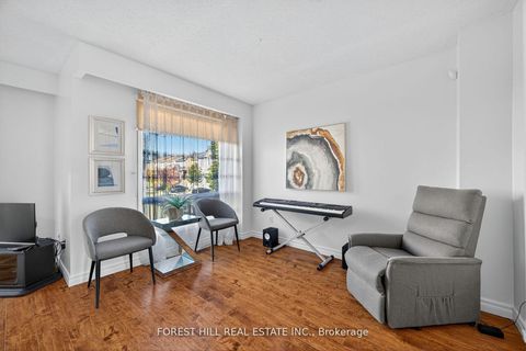 Photo 10 at 38 Carnival Court, Branson, Toronto