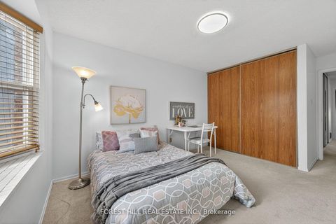 Photo 16 at 38 Carnival Court, Branson, Toronto